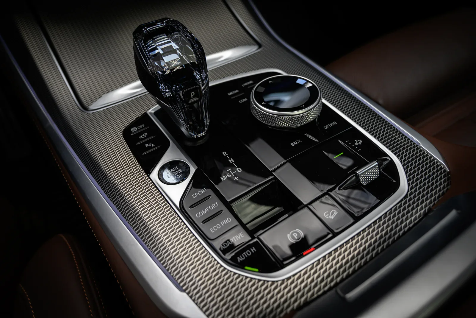 BMW X5 Family Edition — центральная консоль