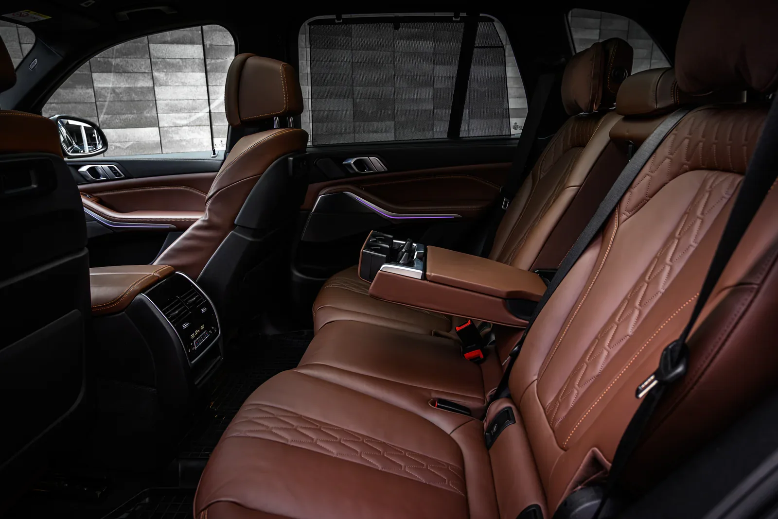 BMW X5 Family Edition — второй ряд сидений