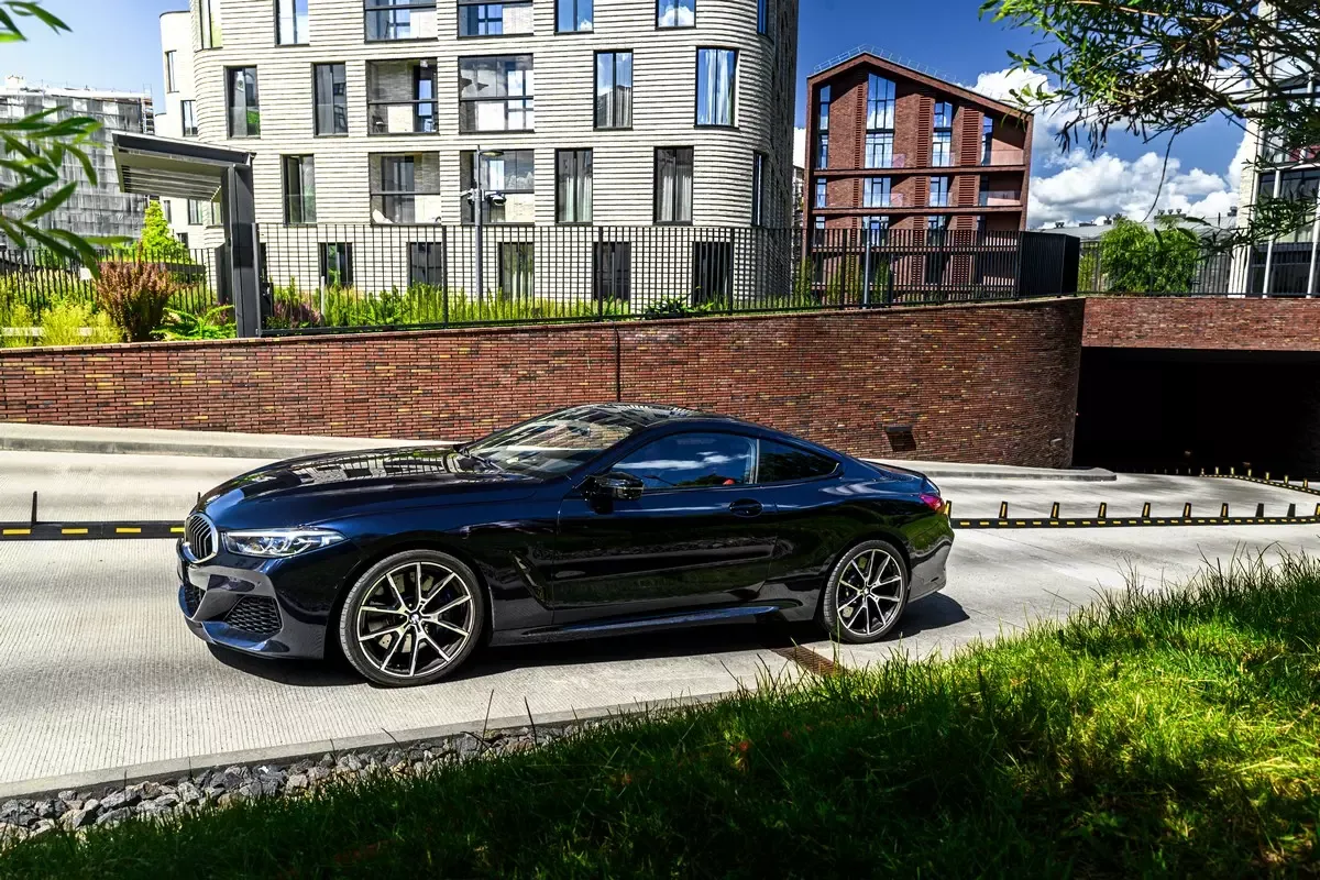 bmw m8