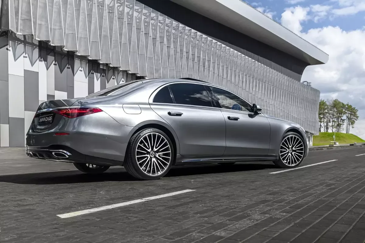 Mercedes-Benz S-class W223 avva cars premium rent