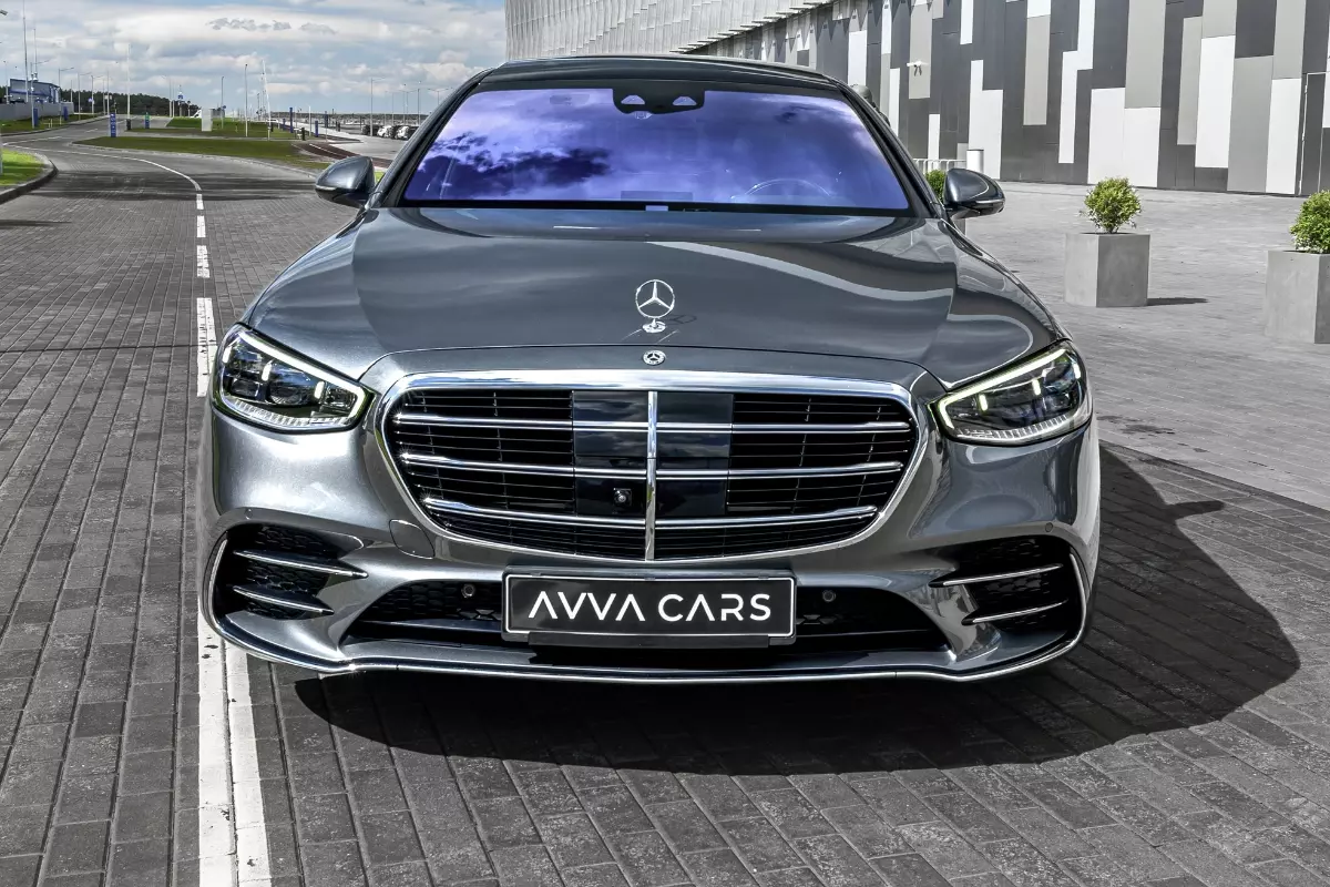 mercedes-benz-s-class-w223-avva-cars-premium-rent-2.webp