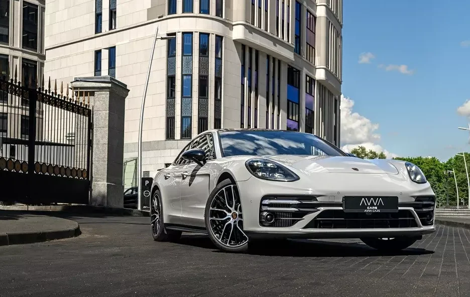 porsche panamera gts