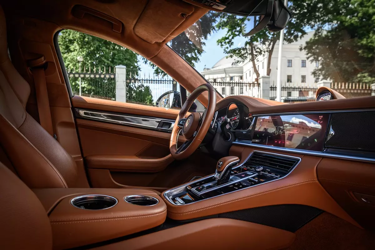 porsche panamera gts