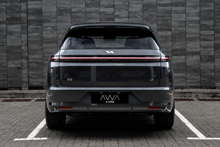 Li_L7_max__avvacars