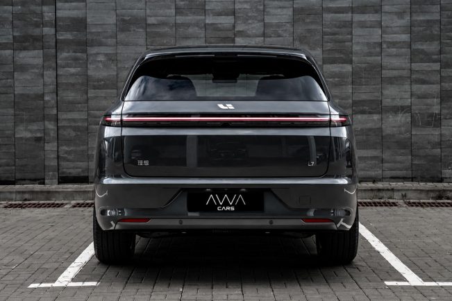 Li_L7_max__avvacars