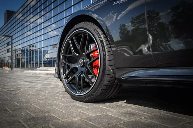 Mercedes-Benz GT43 AMG