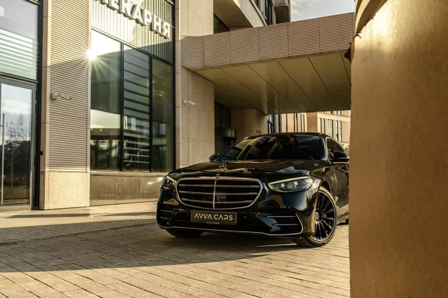 Mercedes-Benz S-class