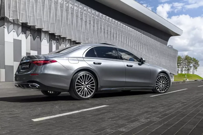 Mercedes-Benz S-class W223 avva cars premium rent