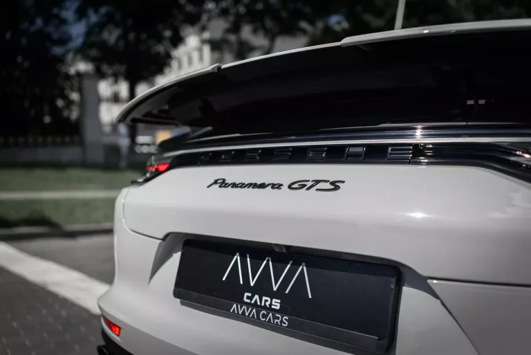 porsche panamera gts