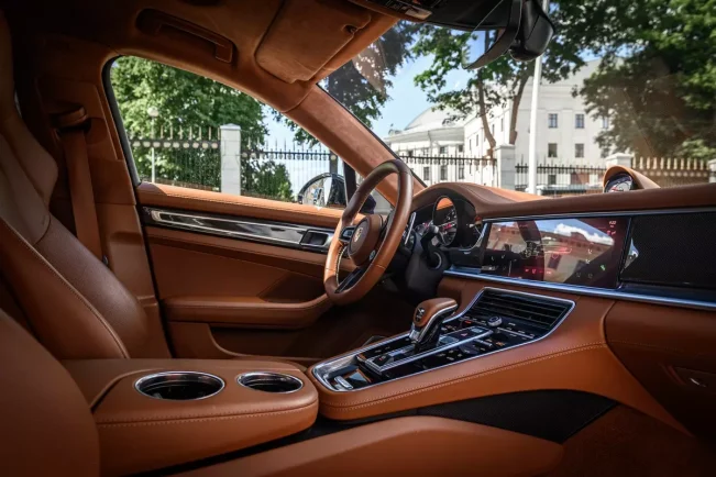 porsche panamera gts
